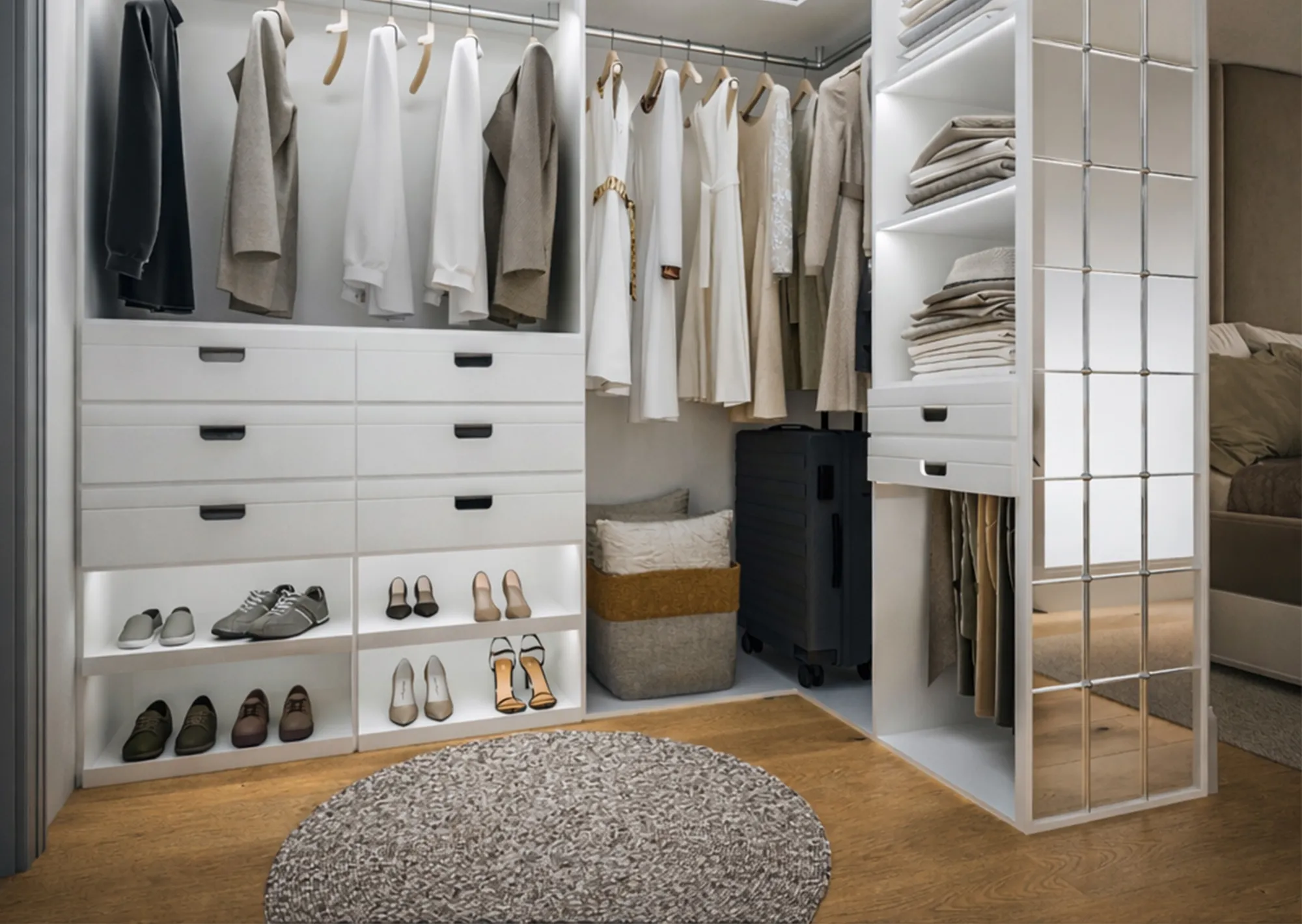 Ramada Modern Closet